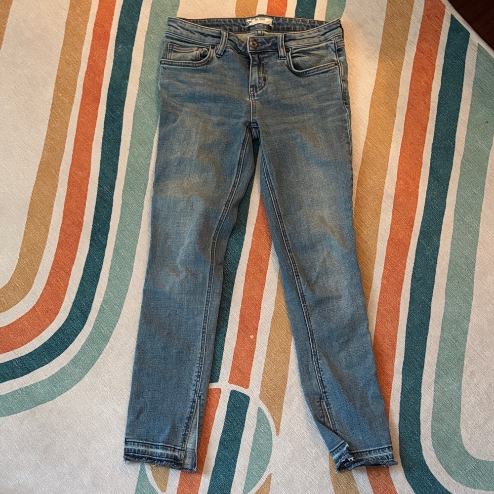 Free People classic blue denim skinny jeans